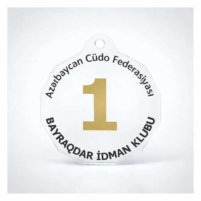 Orqanik şüşə medal